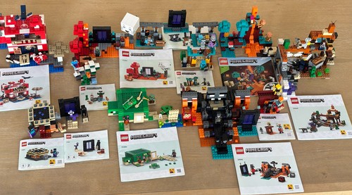 Lego minecraft bundle - lego®,